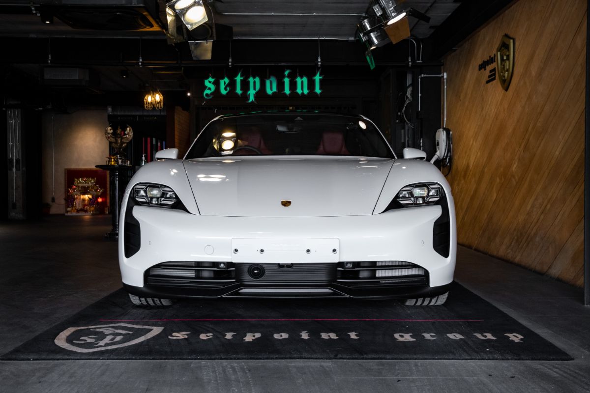 Porsche Taycan 4S Setpoint