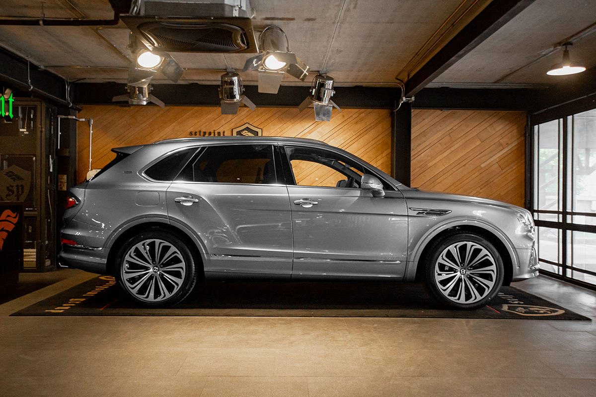 Bentley bentayga hybrid 2020 discount